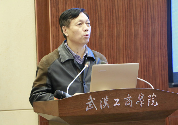 9728太阳集团张安富校长致欢迎辞 摄影：向慧_副本.JPG